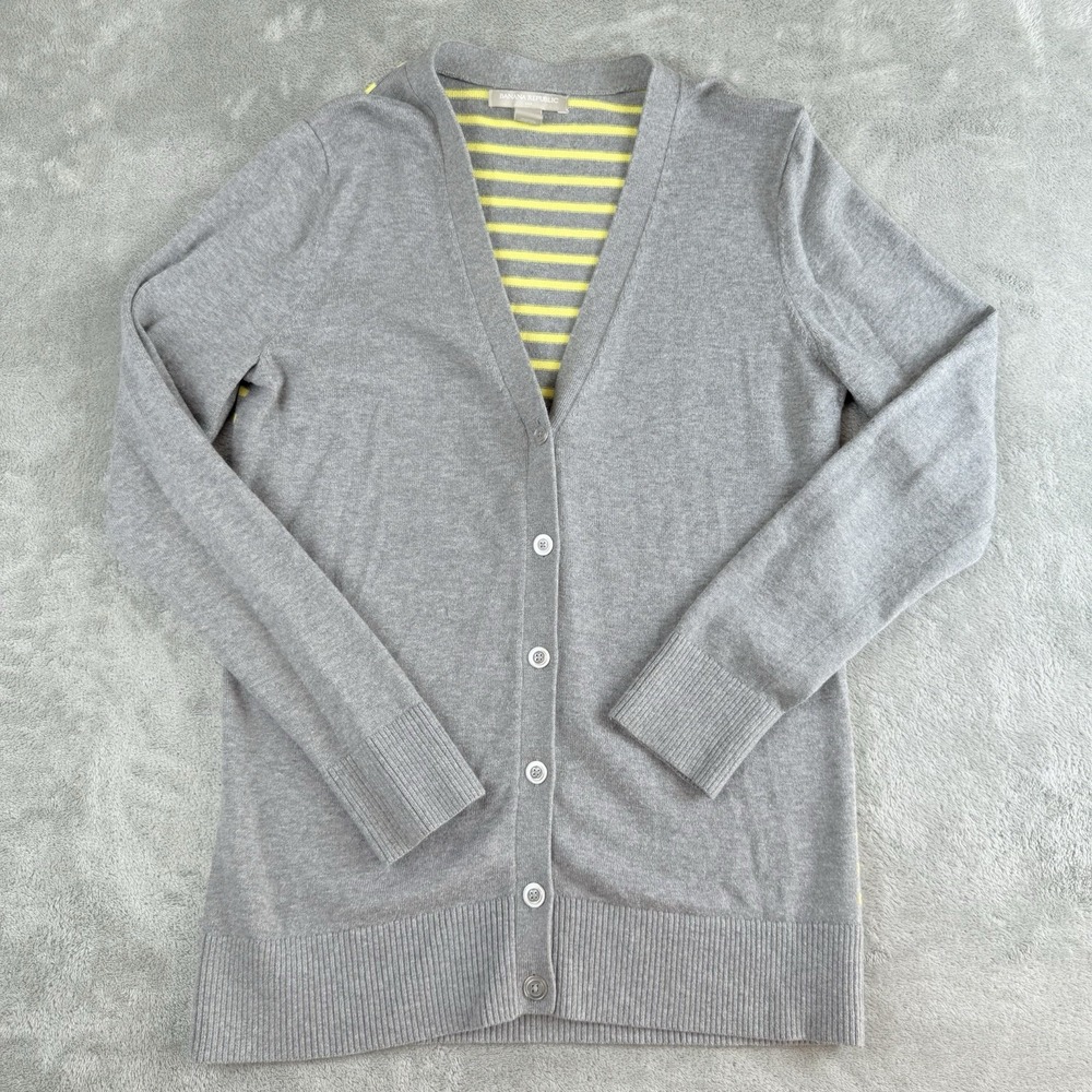 Banana Republic Sweater Cardigan Womens Medium Gray Yellow‎ Striped Back Preppy